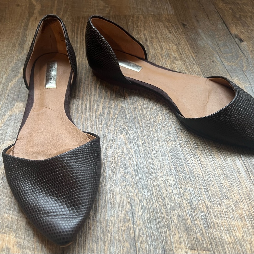 Halgoen Brown Textured Flats